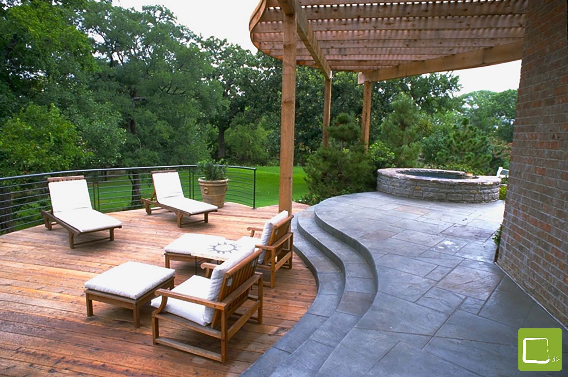 Greenbelt park observatory wood deck natural landscape in Dallas